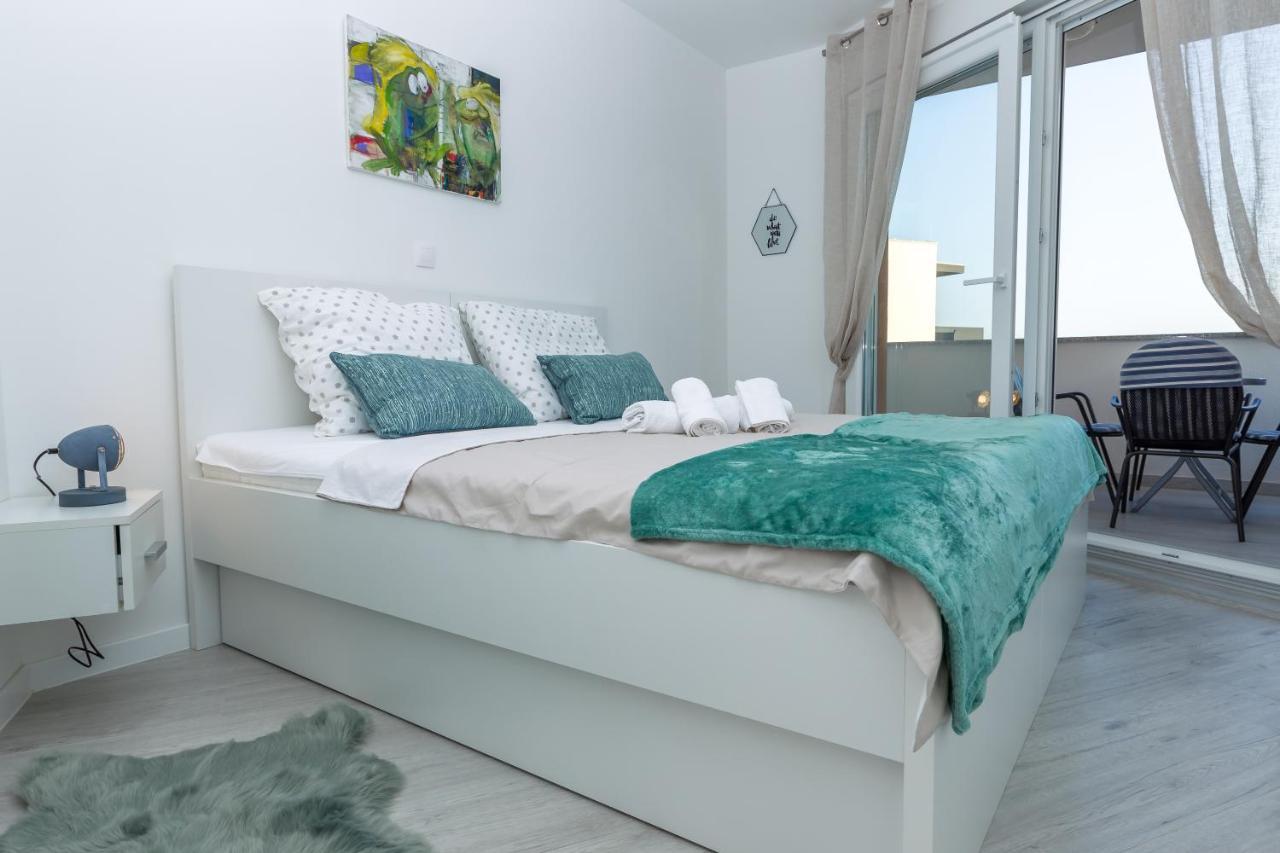 Apartments Tomana โนวาลยา ภายนอก รูปภาพ
